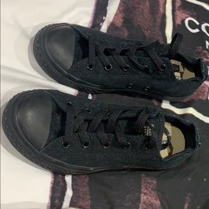 Black converse size 3 , worn only twice